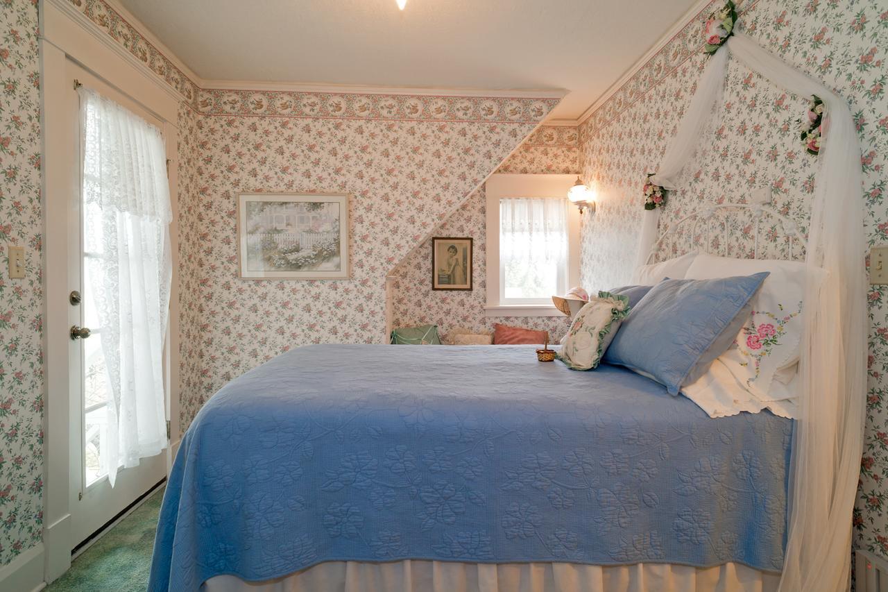 פורט אנג'לס Five Seasuns Bed And Breakfast מראה חיצוני תמונה