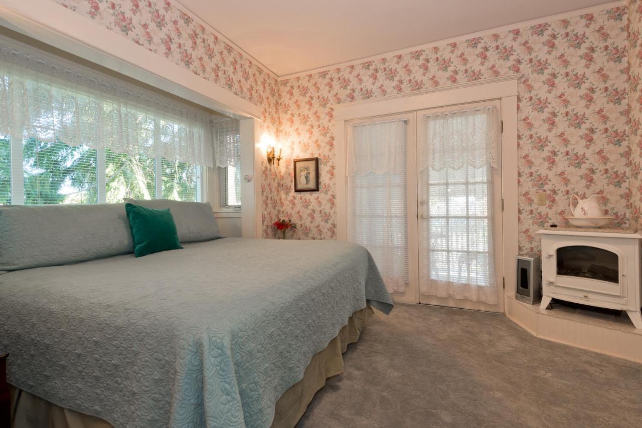 פורט אנג'לס Five Seasuns Bed And Breakfast מראה חיצוני תמונה