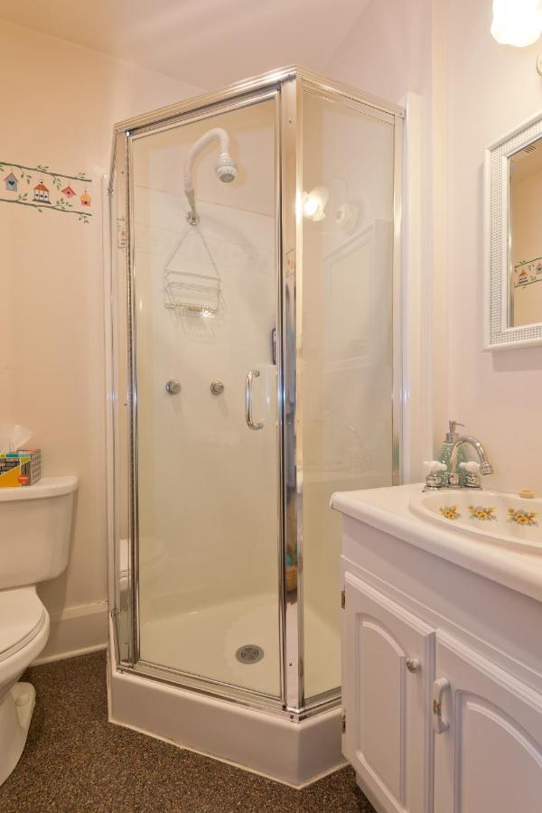פורט אנג'לס Five Seasuns Bed And Breakfast מראה חיצוני תמונה
