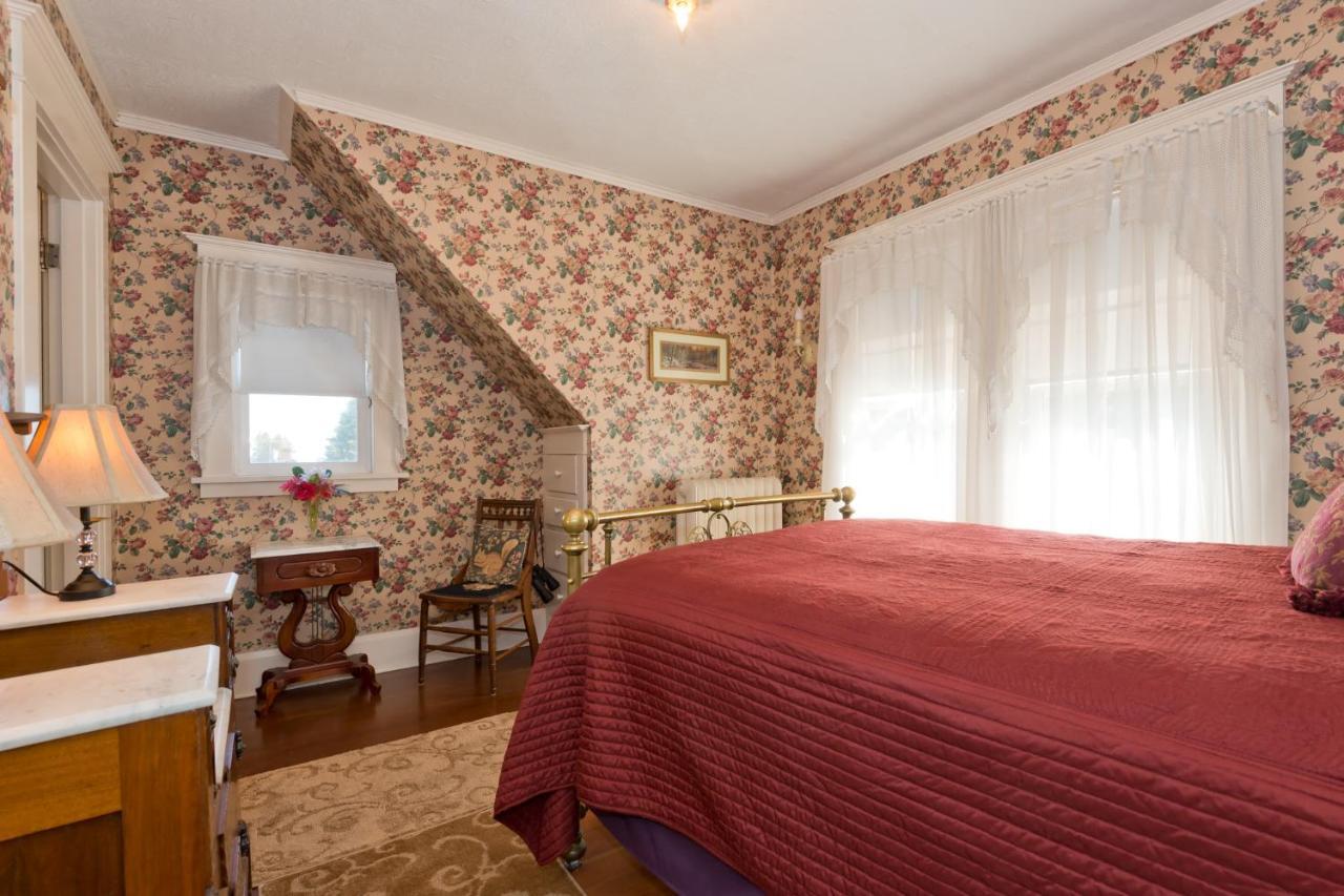 פורט אנג'לס Five Seasuns Bed And Breakfast מראה חיצוני תמונה
